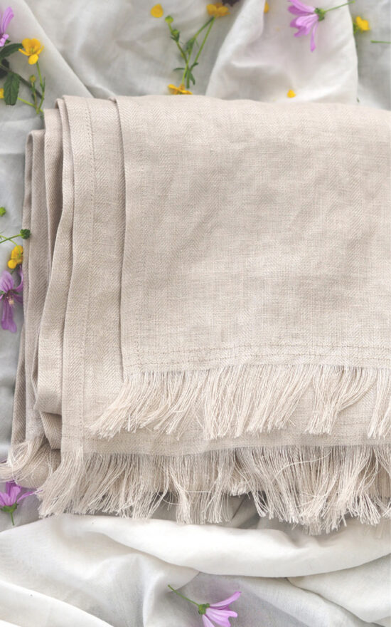 Linen Shawl product photo.