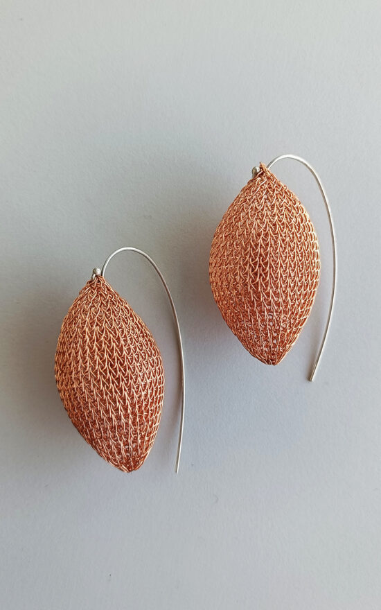 Beetle Earring product photo.