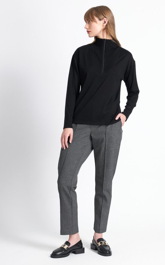 Ankle Pant product photo.