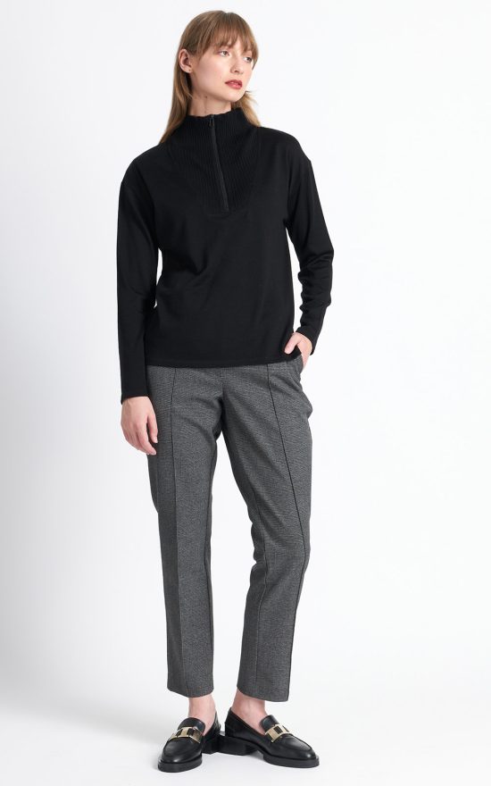 Ankle Pant product photo.