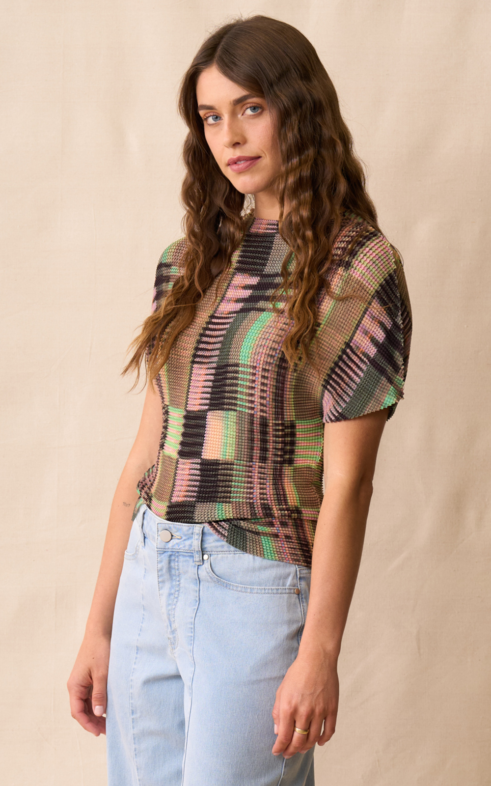 Kali Tee product photo.