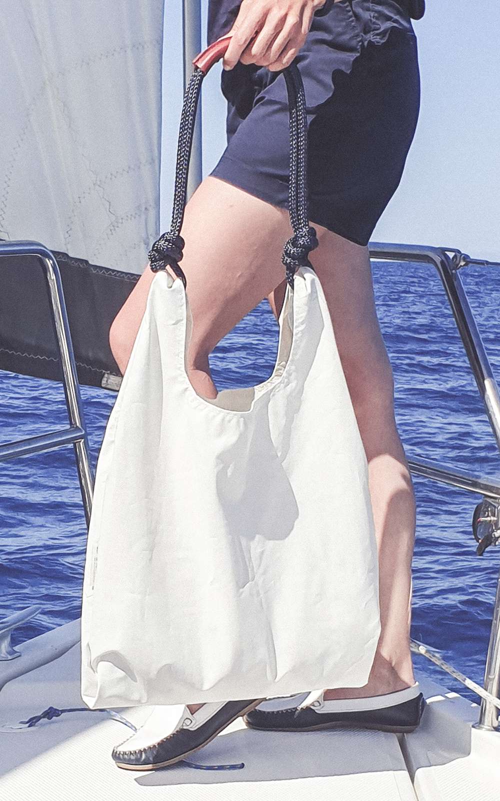Sea Shopper Bag product photo.