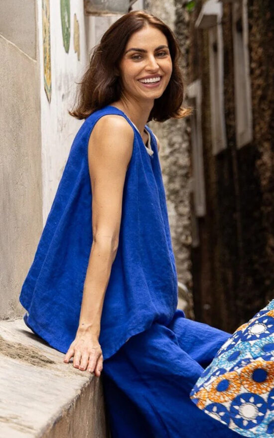 Taji Top Linen product photo.