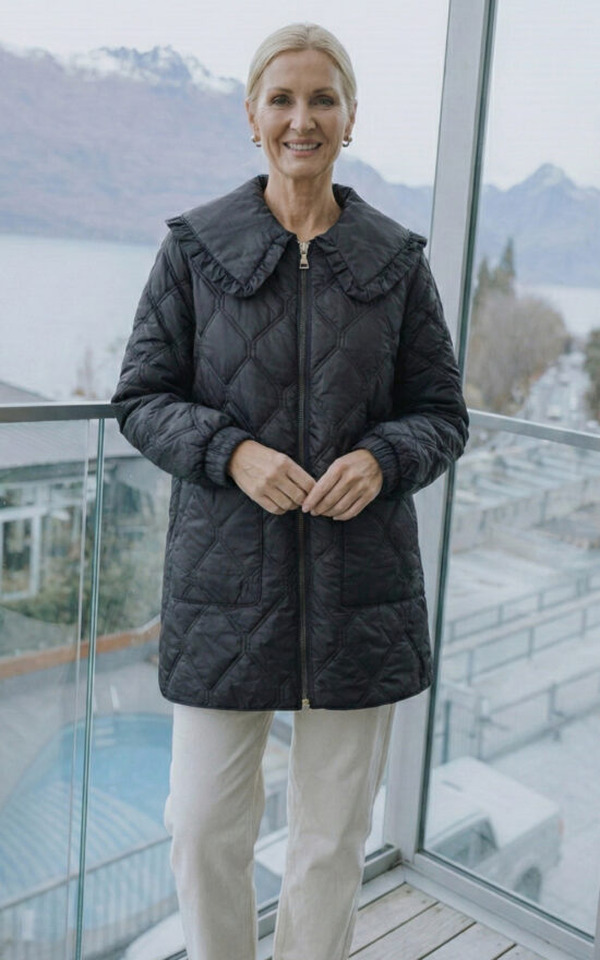 Tess Coat product photo.
