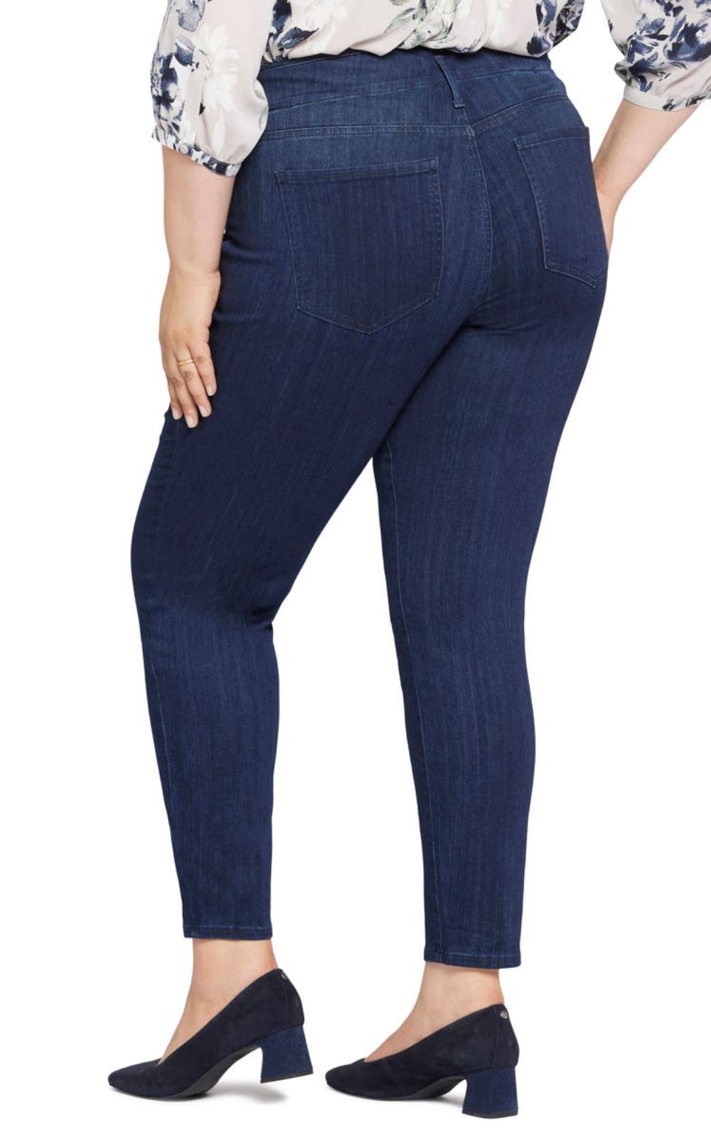 Womens Ami Skinny Hollywood Wb product photo.