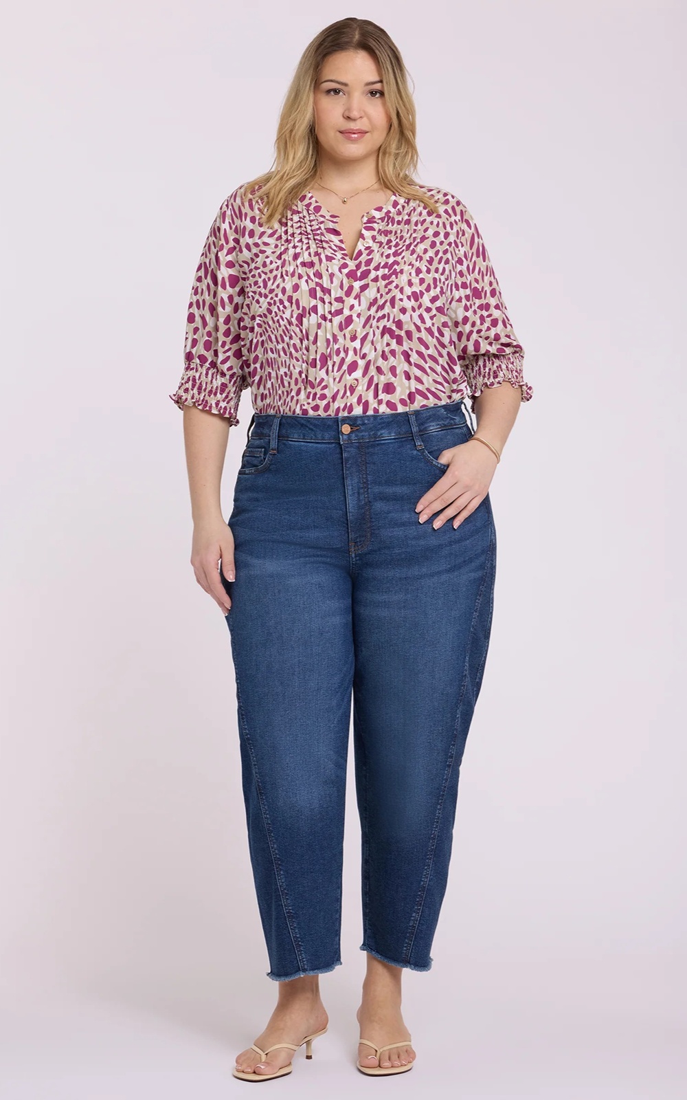Womens Alyssa Hi-rise Jean product photo.