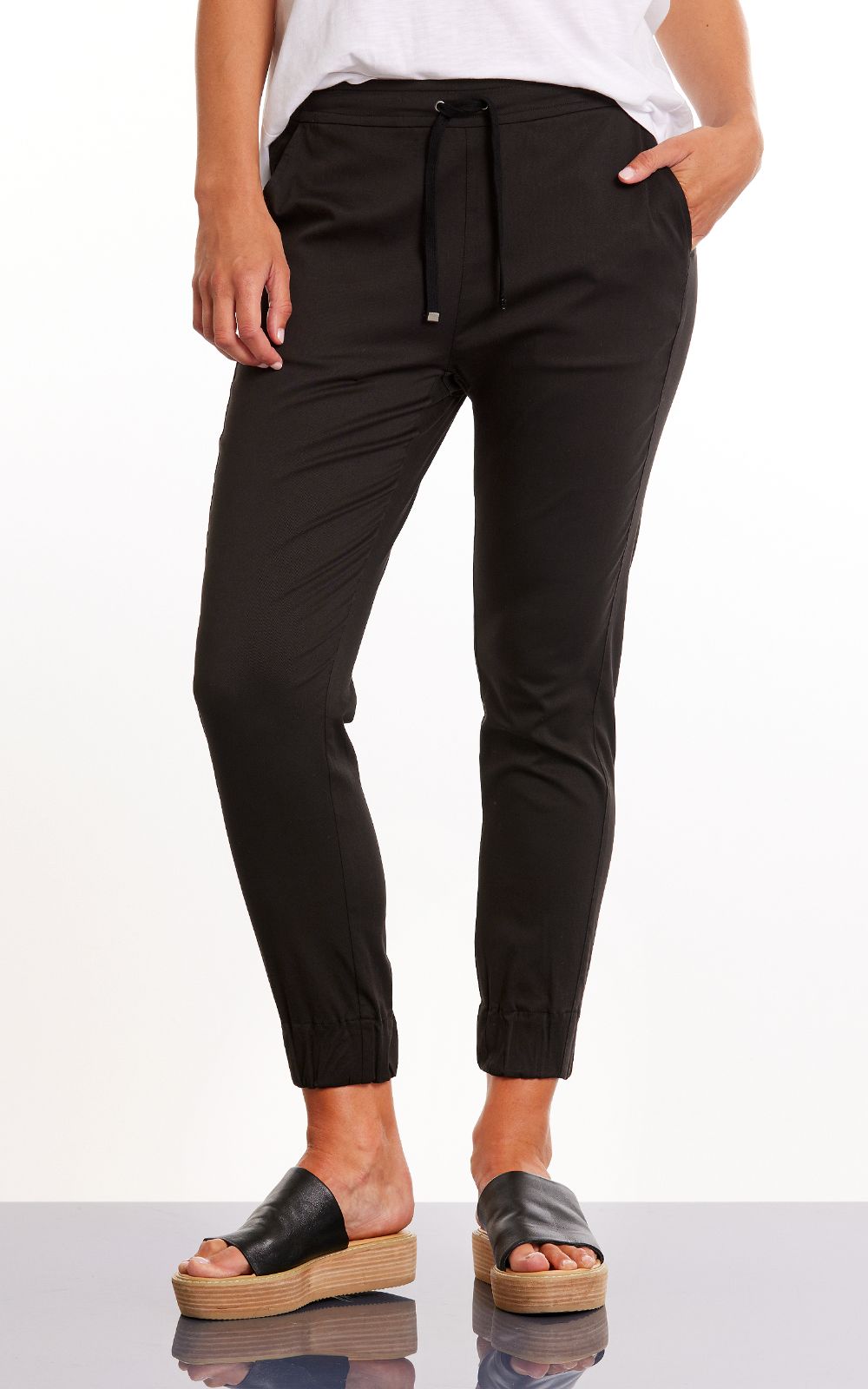 7/8 Essential Cargo Pant – Zebrano Designer Clothing NZ