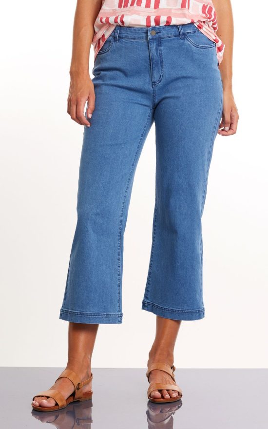 Cropped Wide Leg Jean  product photo.