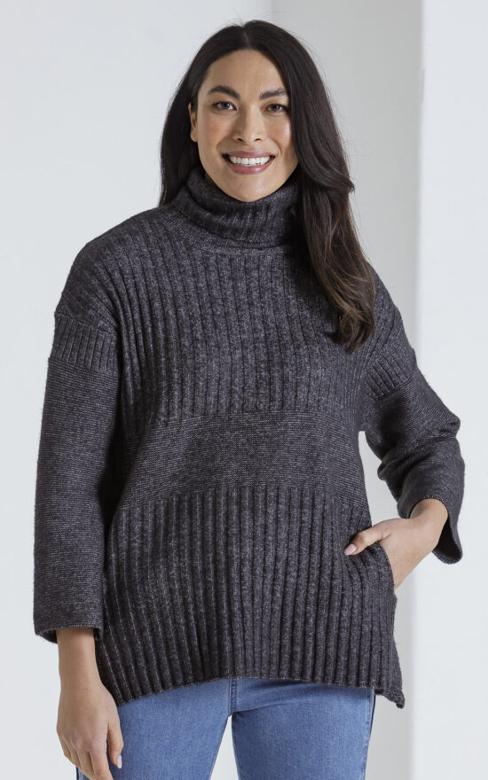 Elbow Slv Side Zipper Knit product photo.