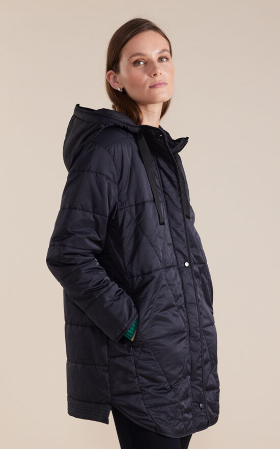 L/S Essential Quilted Puffa product photo.
