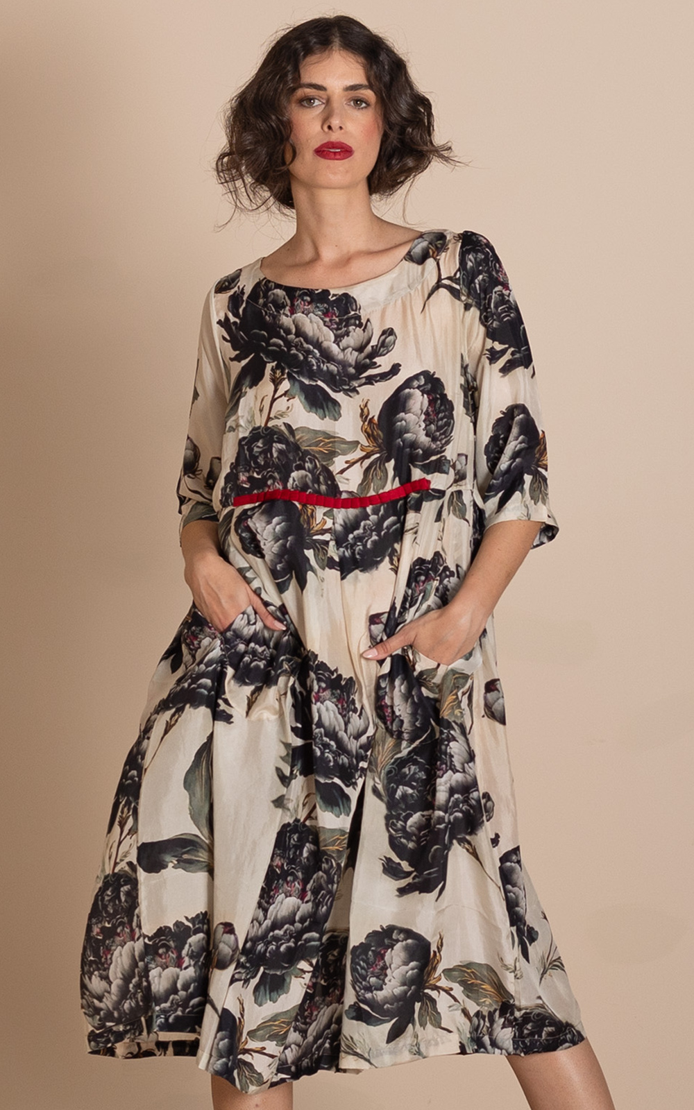 Black Roses Molly Dress product photo.