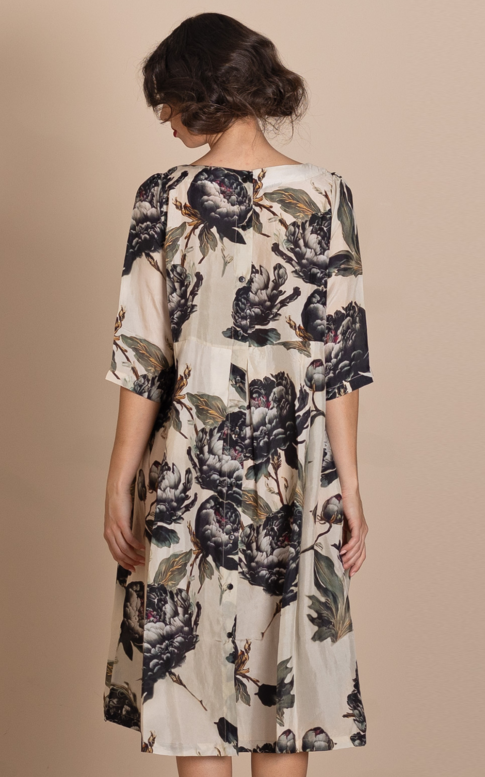 Black Roses Molly Dress product photo.