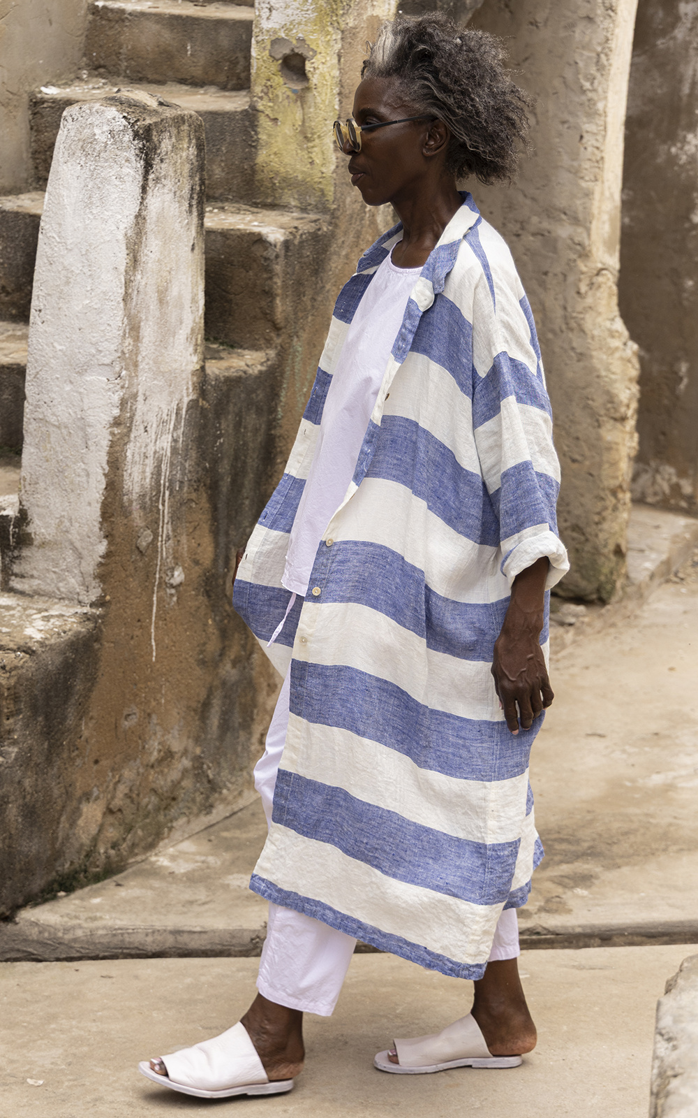 Zawadi Jacket Linen product photo.